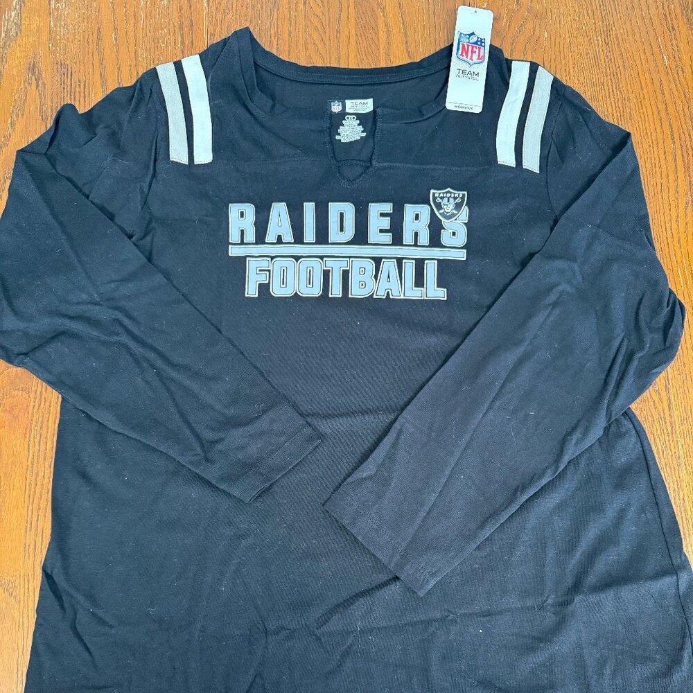 NFL Team Apparel Womens/Raiders, size 1X NWT‎